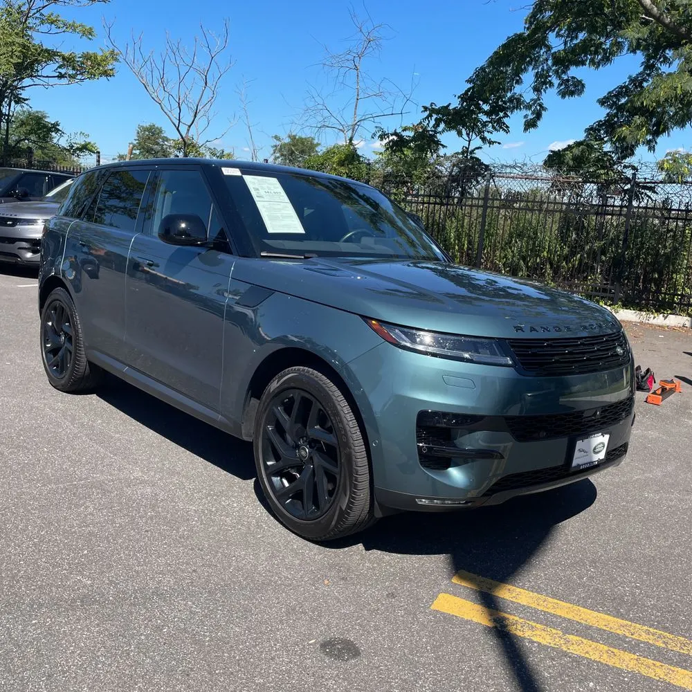 2024 Land Rover Range Rover Sport P360 SE