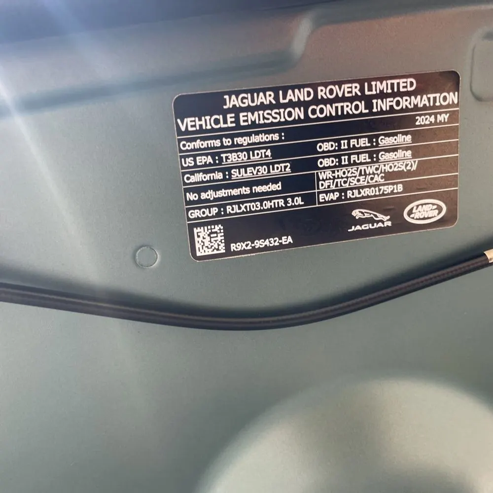 2024 Land Rover Range Rover Sport P360 SE