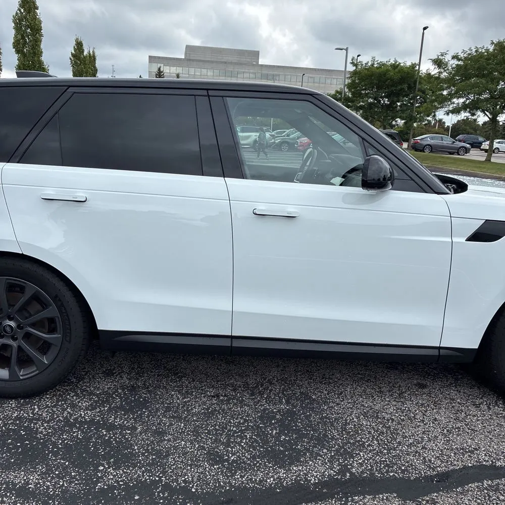 2024 Land Rover Range Rover Sport P360 SE