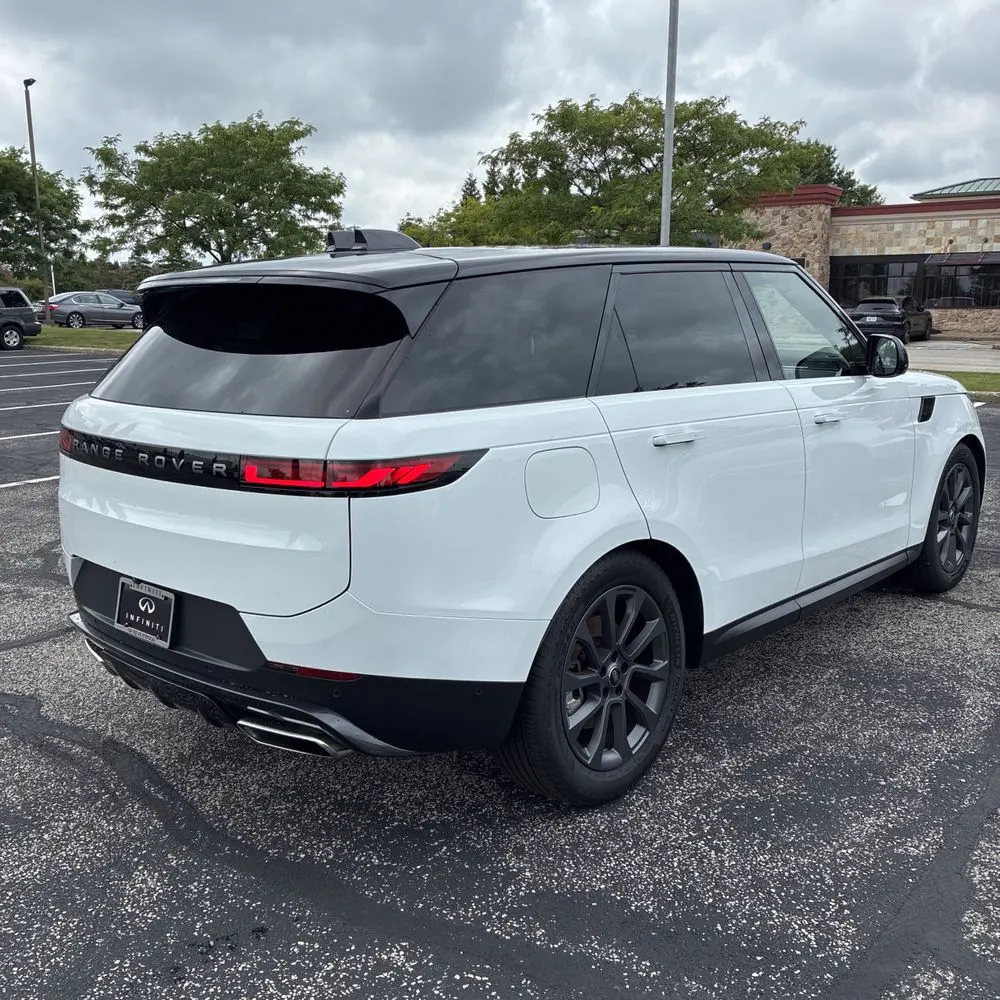 2024 Land Rover Range Rover Sport P360 SE