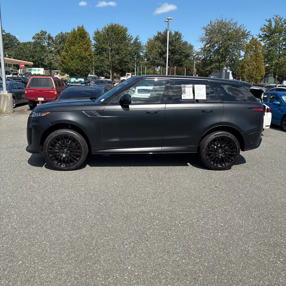 2025 Land Rover Range Rover Sport P635 SV Edition Two