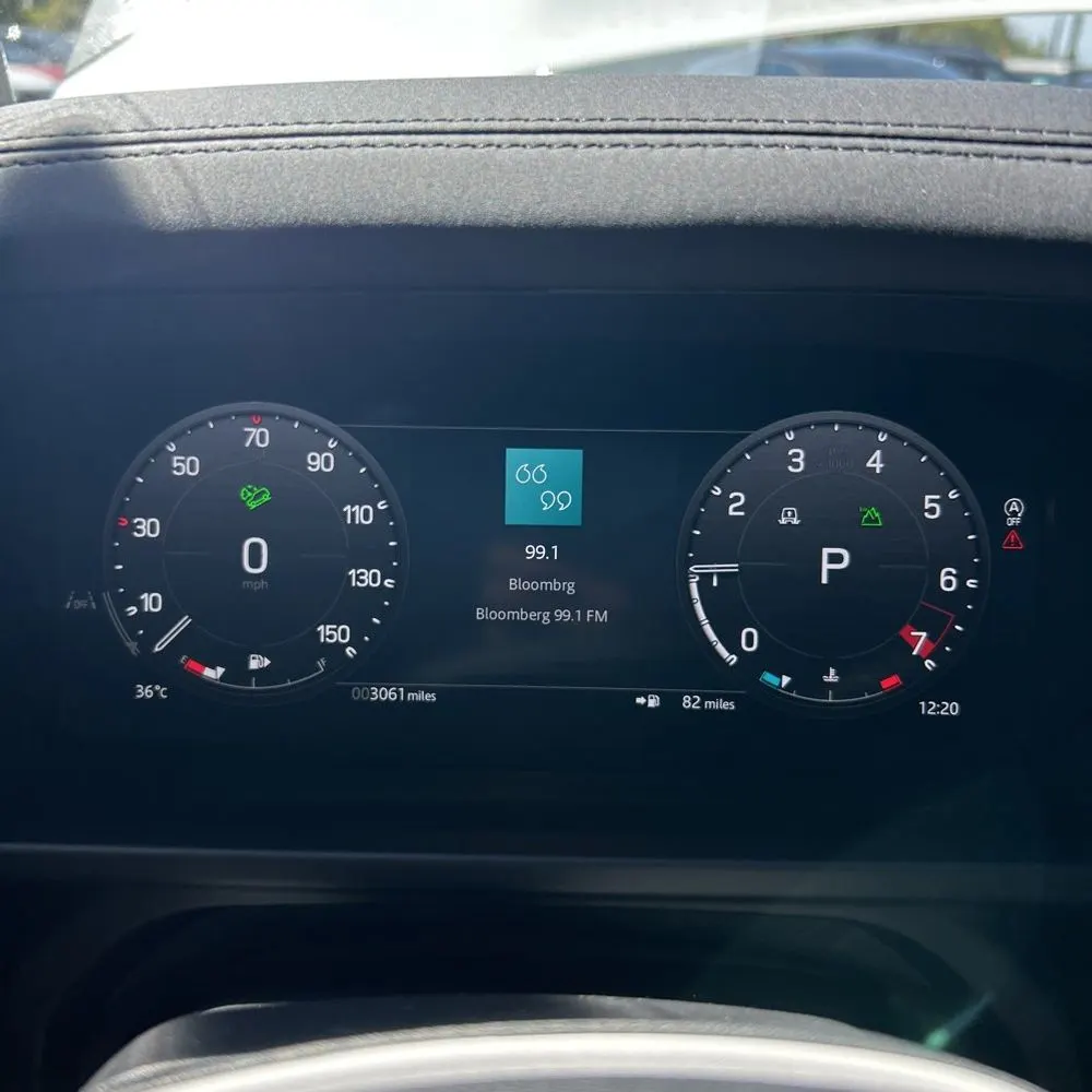 2025 Land Rover Defender 90 P400 X-Dynamic SE