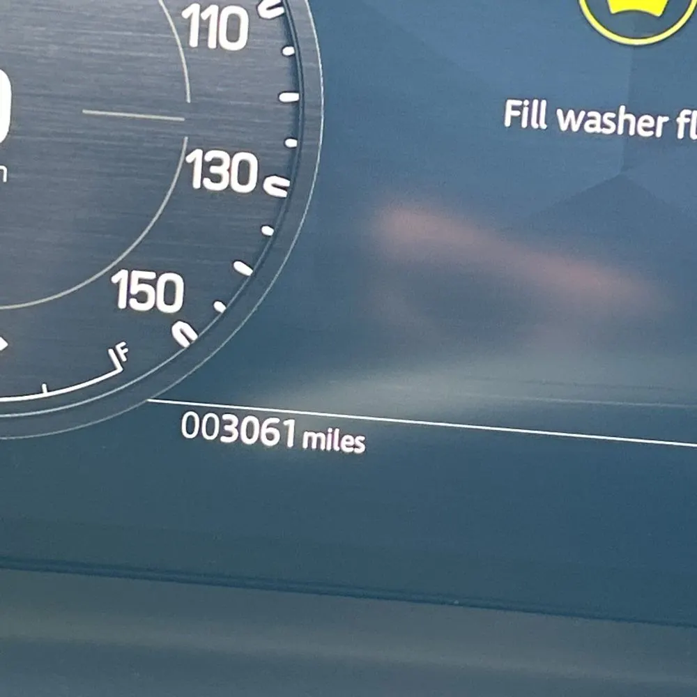 2025 Land Rover Defender 90 P400 X-Dynamic SE