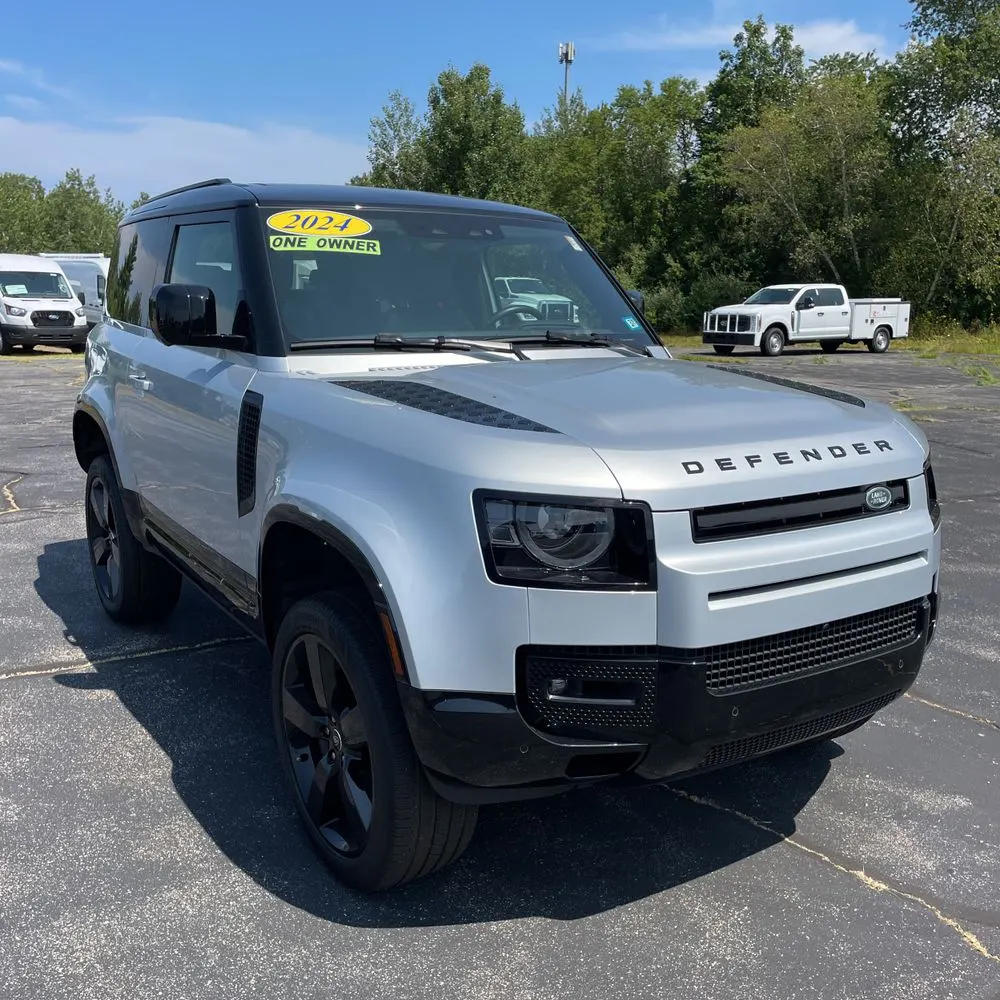 2024 Land Rover Defender 90 P400 X-Dynamic SE