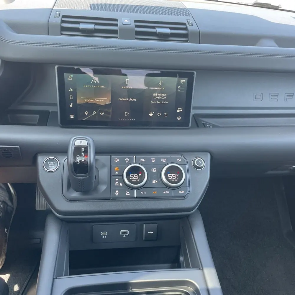 2024 Land Rover Defender 90 P400 X-Dynamic SE