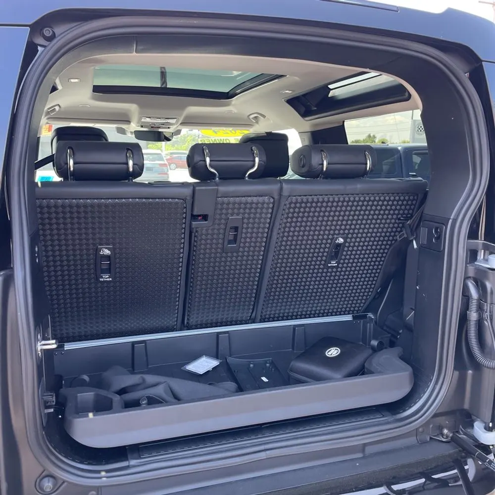 2024 Land Rover Defender 90 P400 X-Dynamic SE