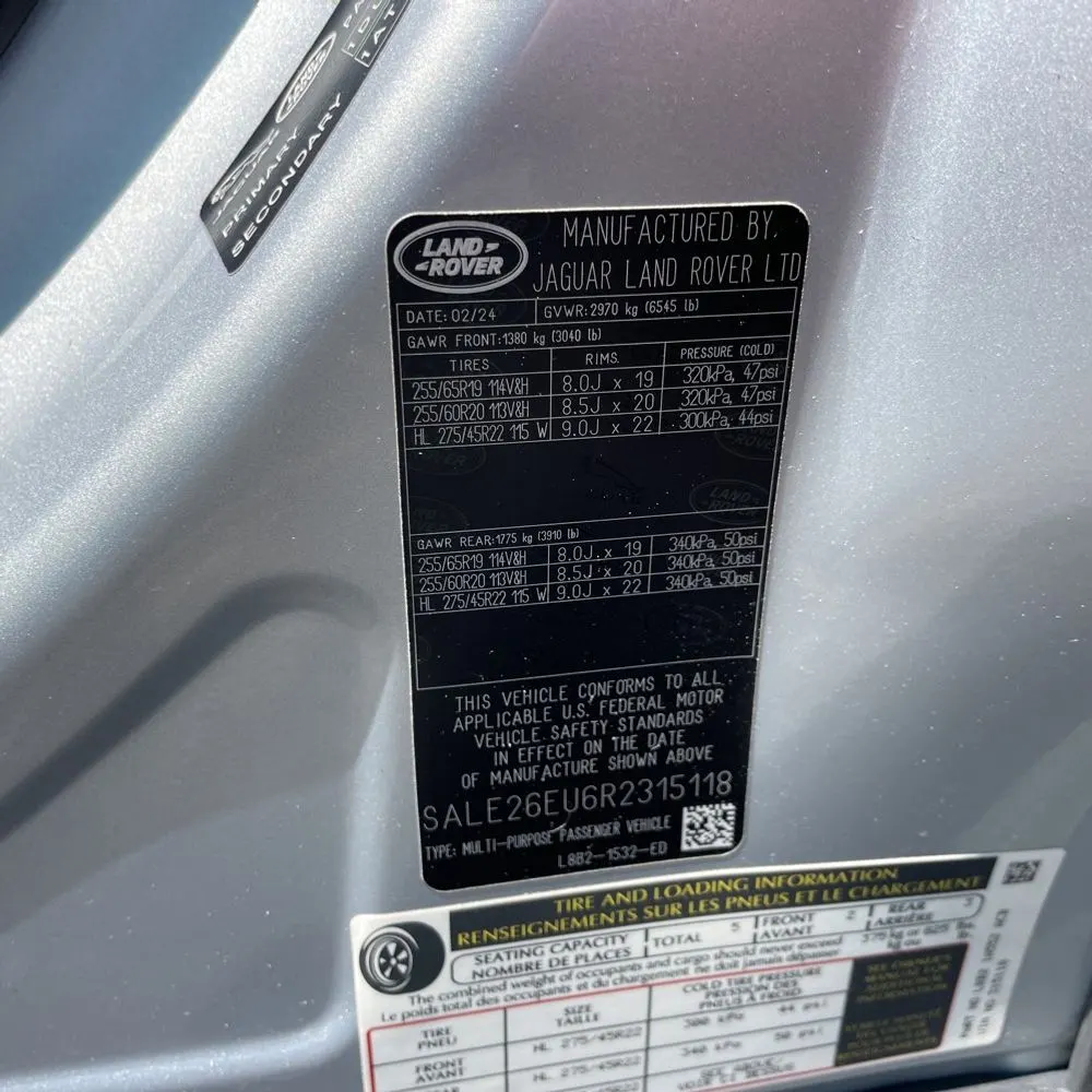 2024 Land Rover Defender 90 P400 X-Dynamic SE