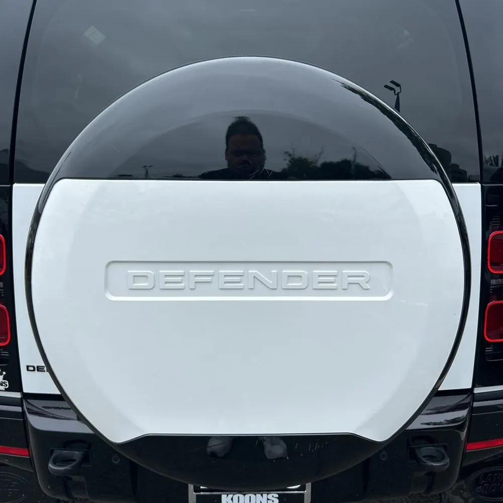 2024 Land Rover Defender 90 P400 X-Dynamic SE