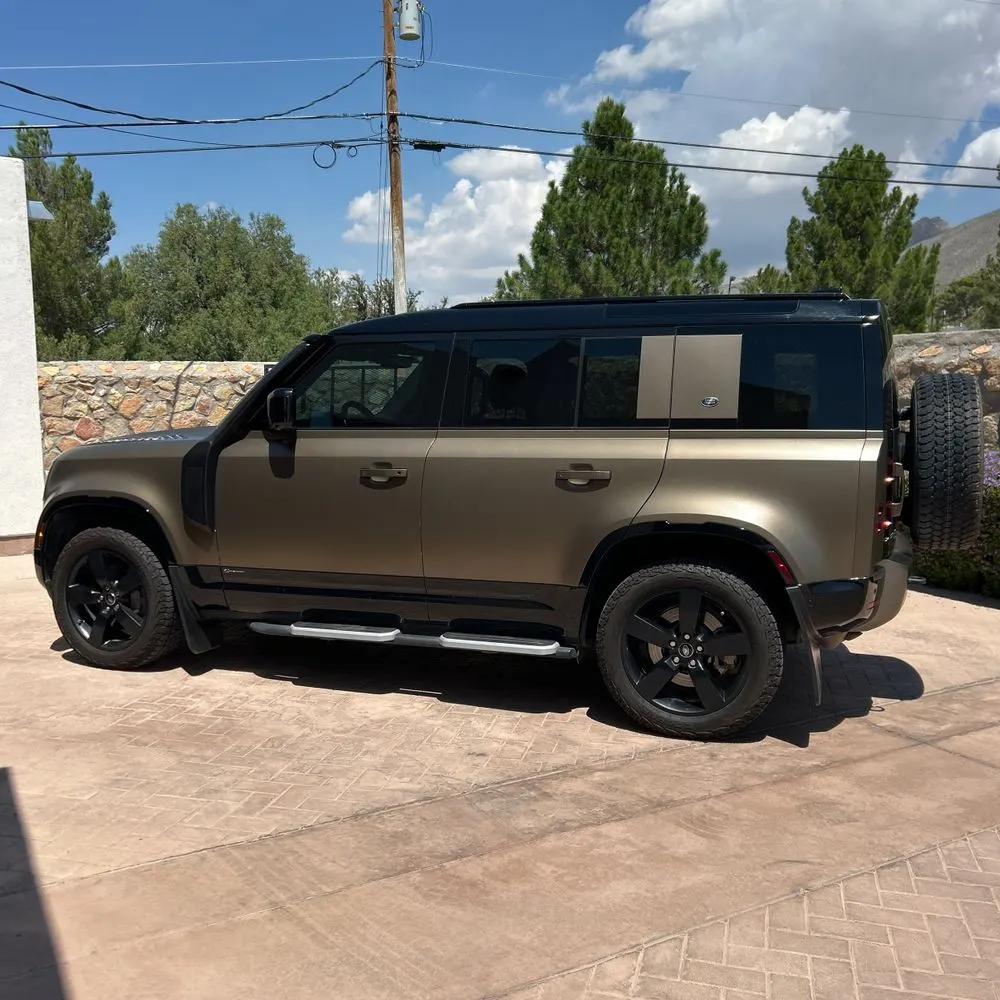 2021 Land Rover Defender 110 X-Dynamic HSE