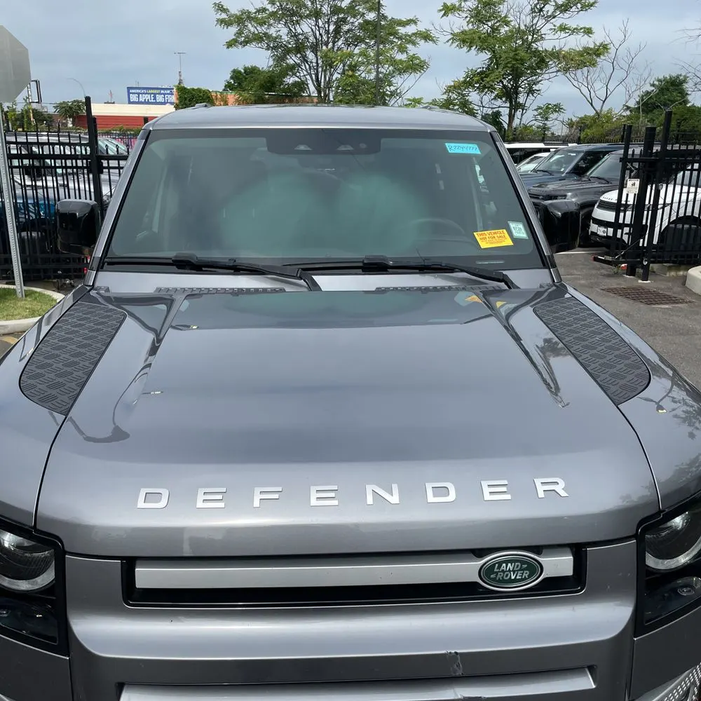 2024 Land Rover Defender 110 P400 S