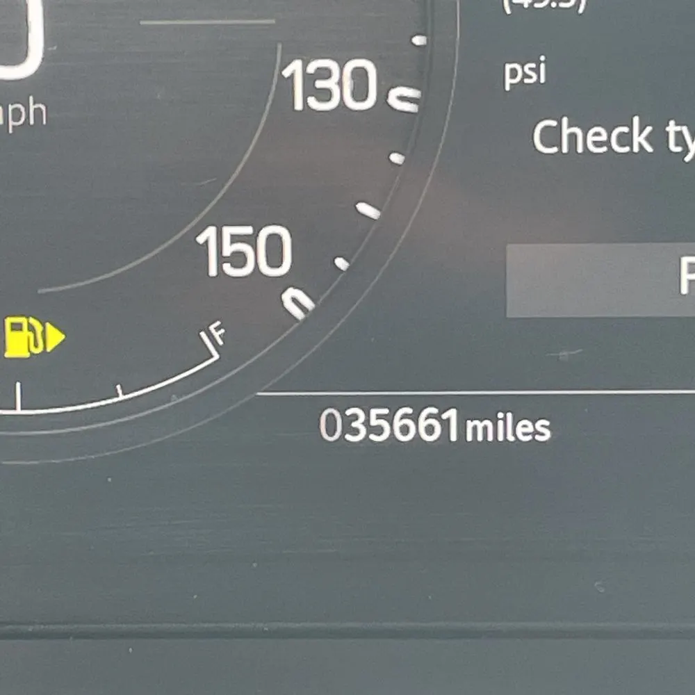 2024 Land Rover Defender 110 P400 S
