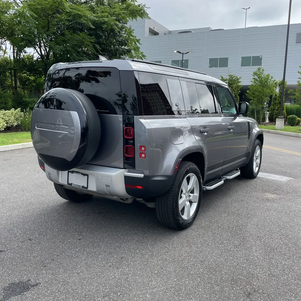 2024 Land Rover Defender 110 P400 S
