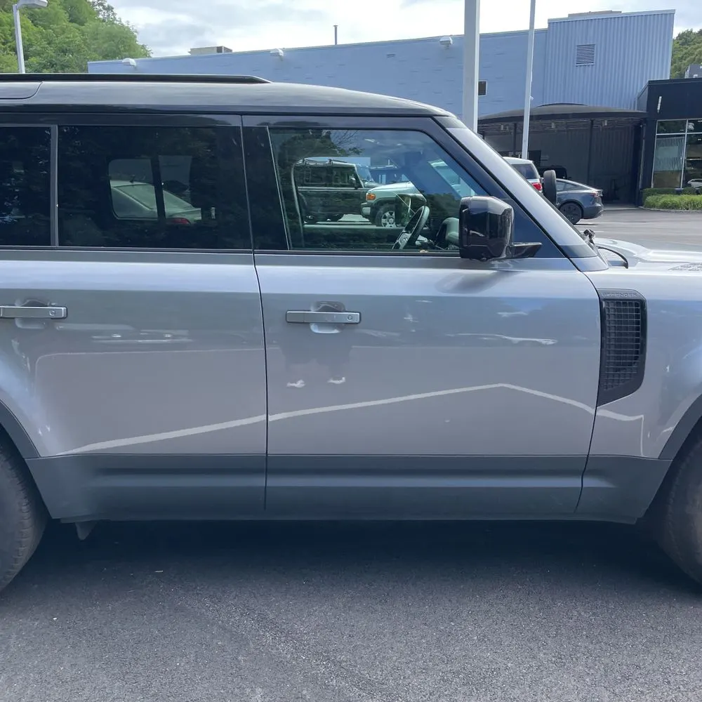 2024 Land Rover Defender 110 S P300
