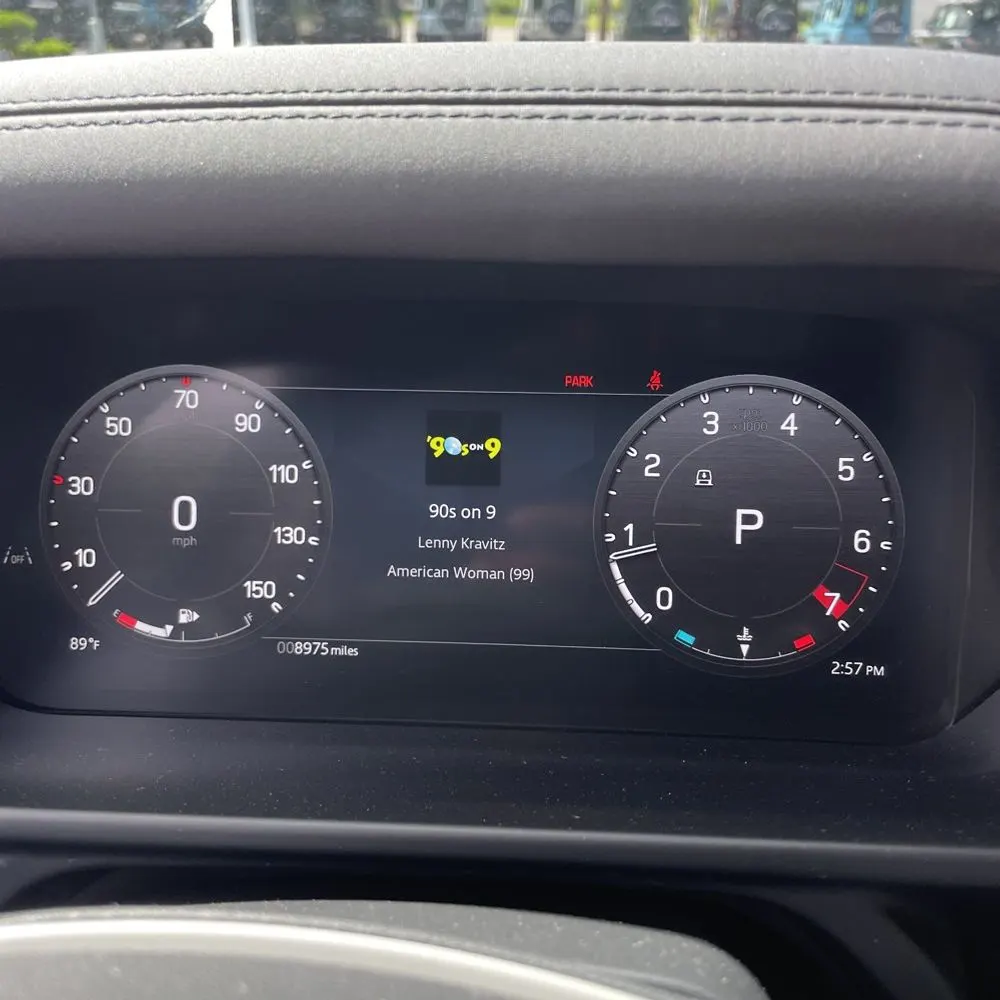 2024 Land Rover Defender 110 S P300