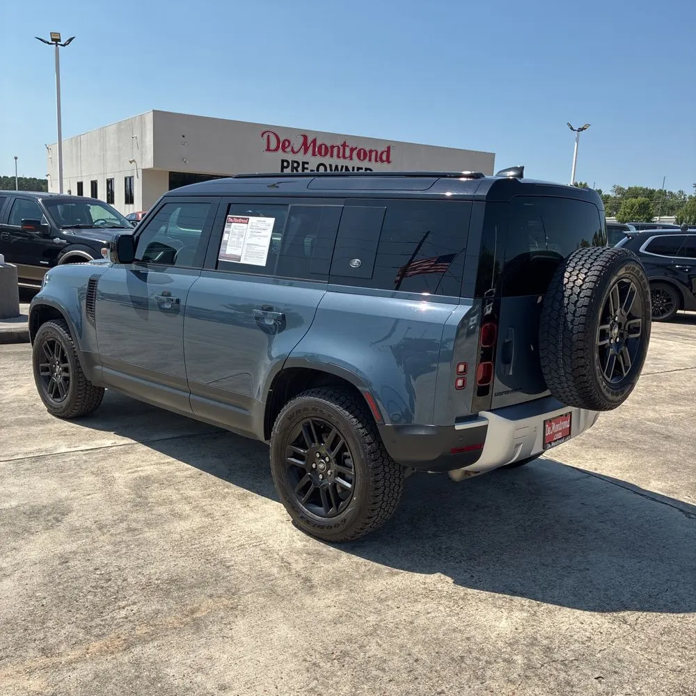 2024 Land Rover Defender 110 S P300