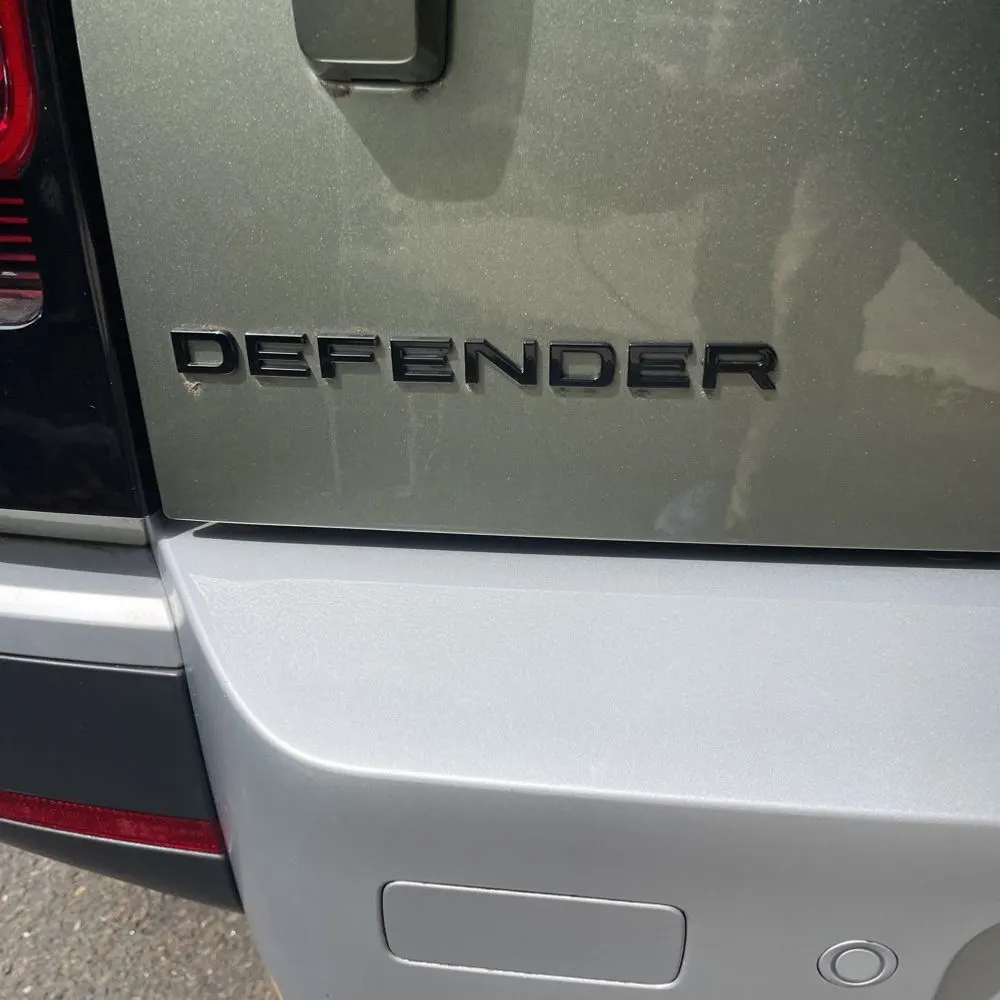 2024 Land Rover Defender 110 S P300