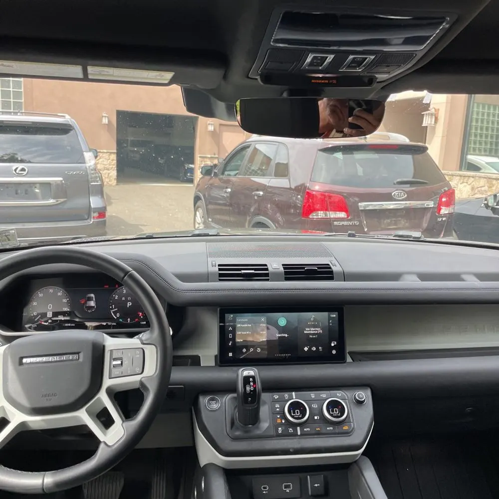 2024 Land Rover Defender 110 S P300