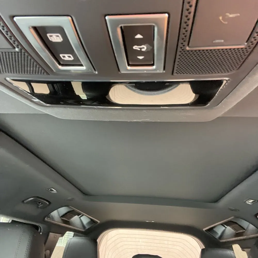 2024 Land Rover Defender 110 S P300