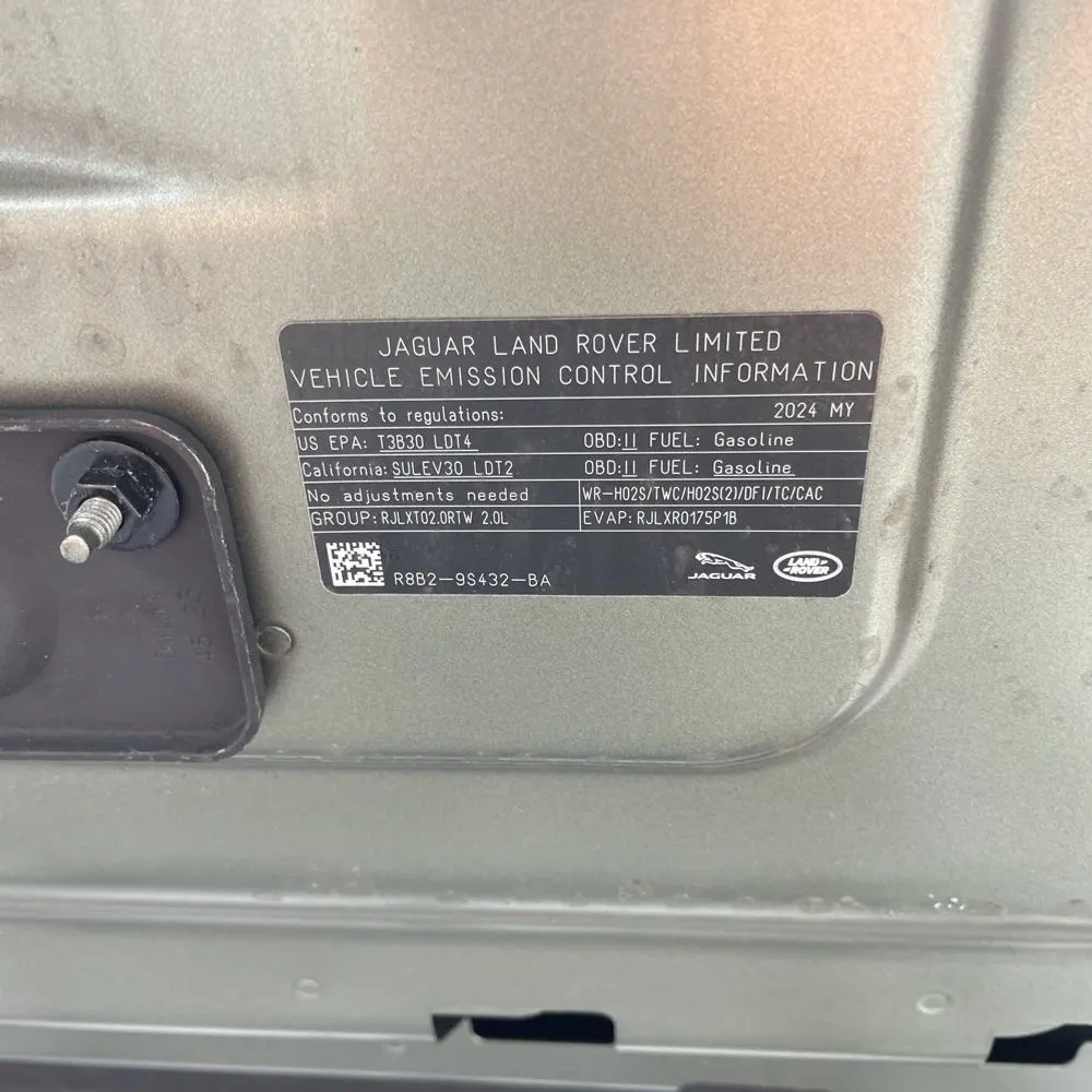 2024 Land Rover Defender 110 S P300