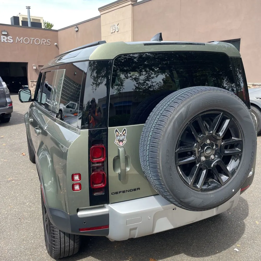 2024 Land Rover Defender 110 S P300