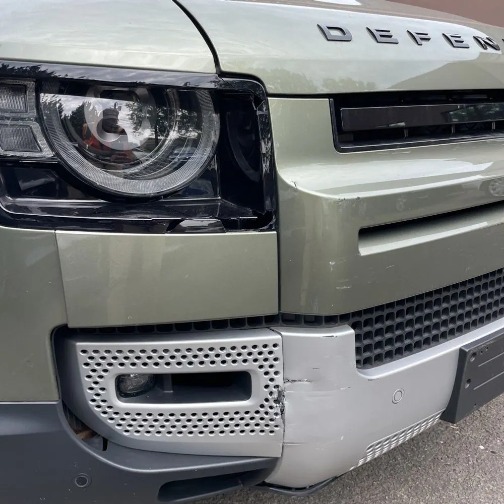 2024 Land Rover Defender 110 S P300