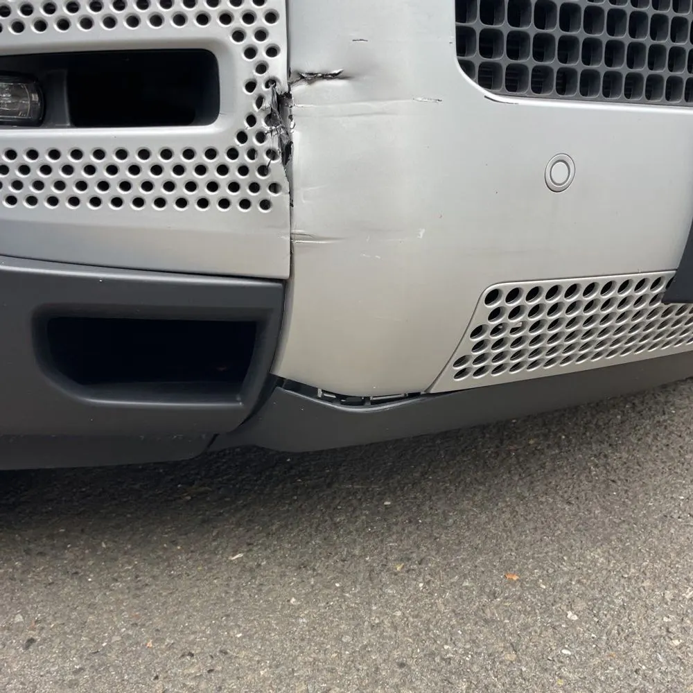 2024 Land Rover Defender 110 S P300