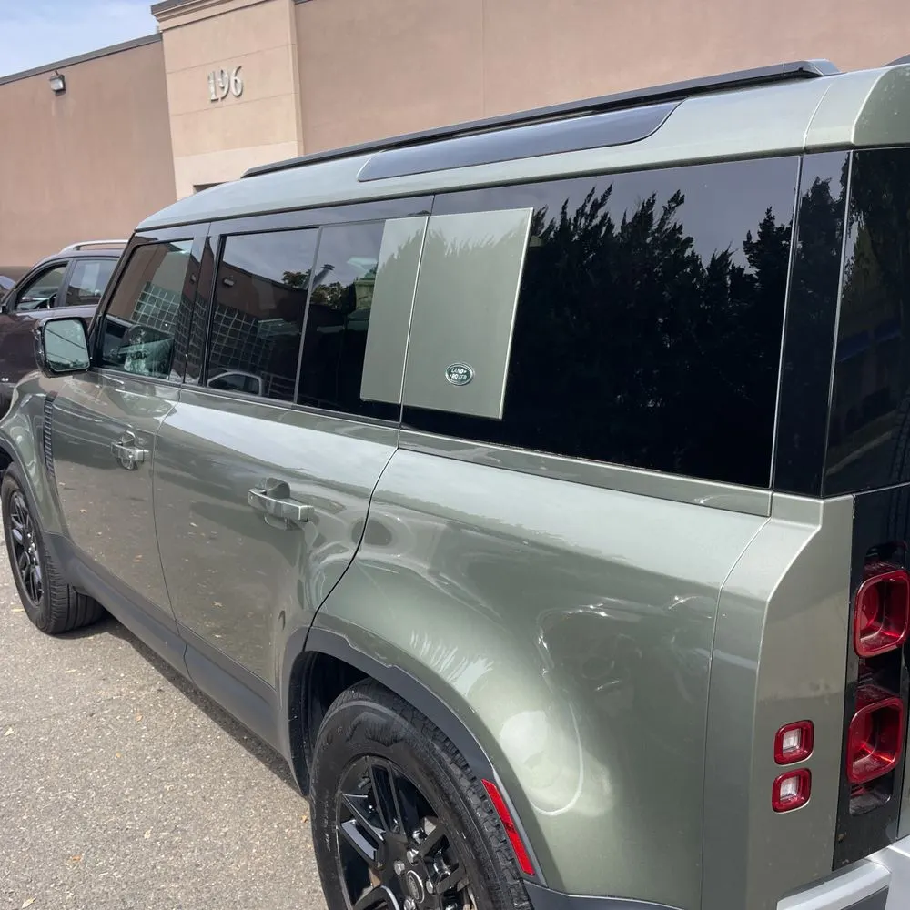 2024 Land Rover Defender 110 S P300