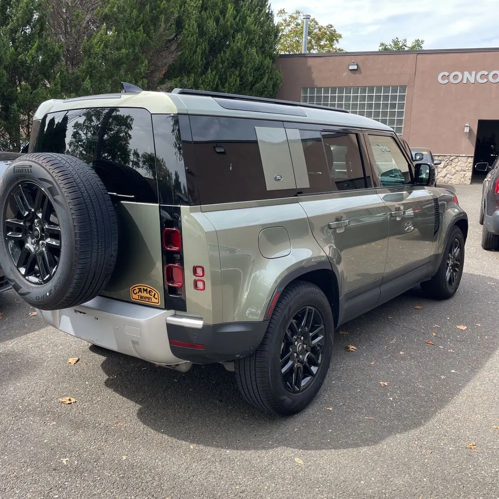 2024 Land Rover Defender 110 S P300
