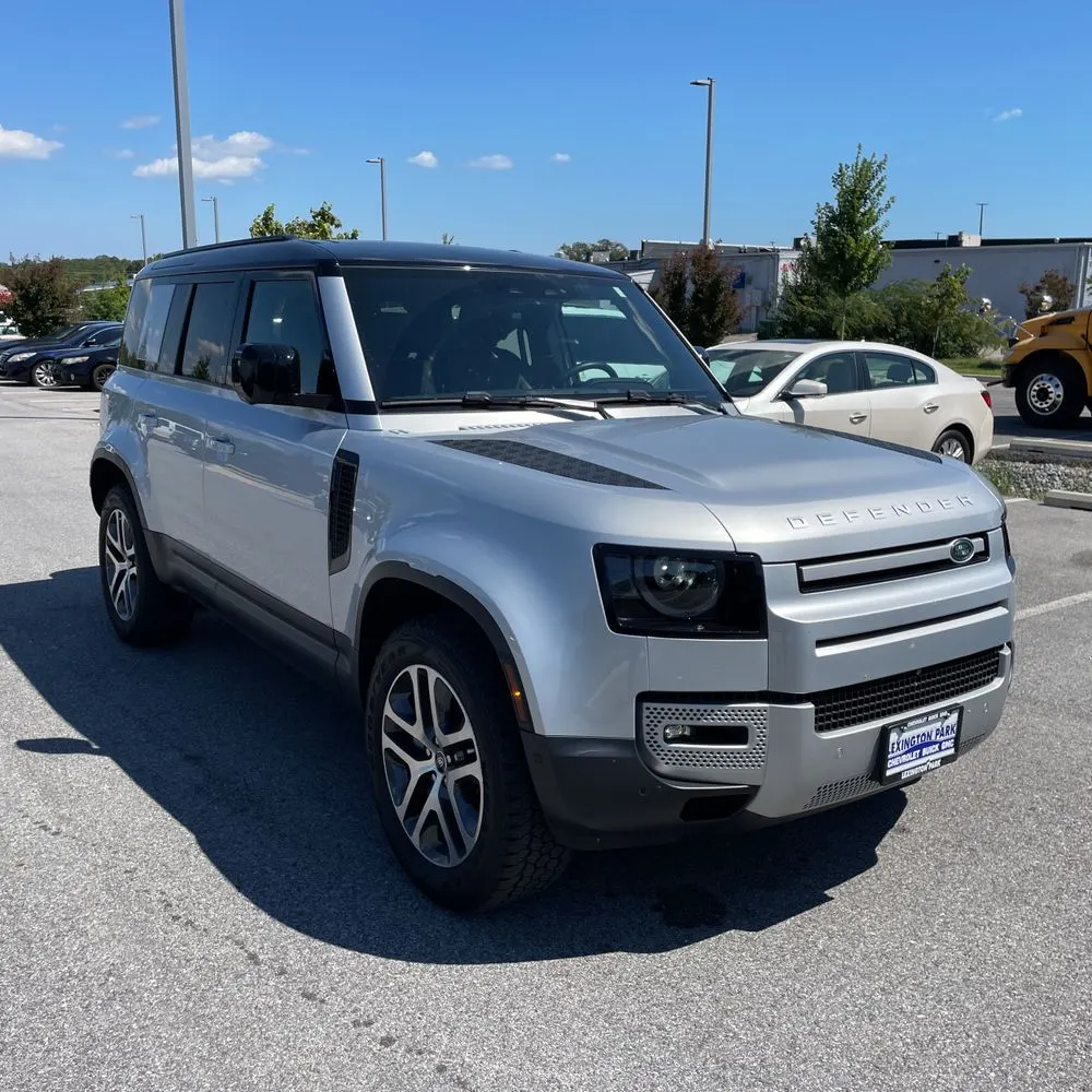 2024 Land Rover Defender 110 P400 S