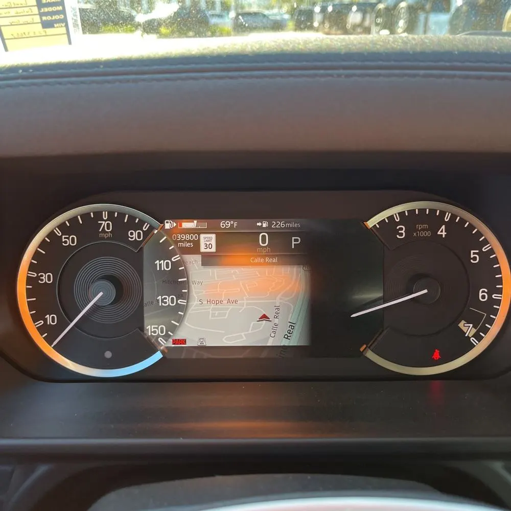 2023 Land Rover Defender 110 SE