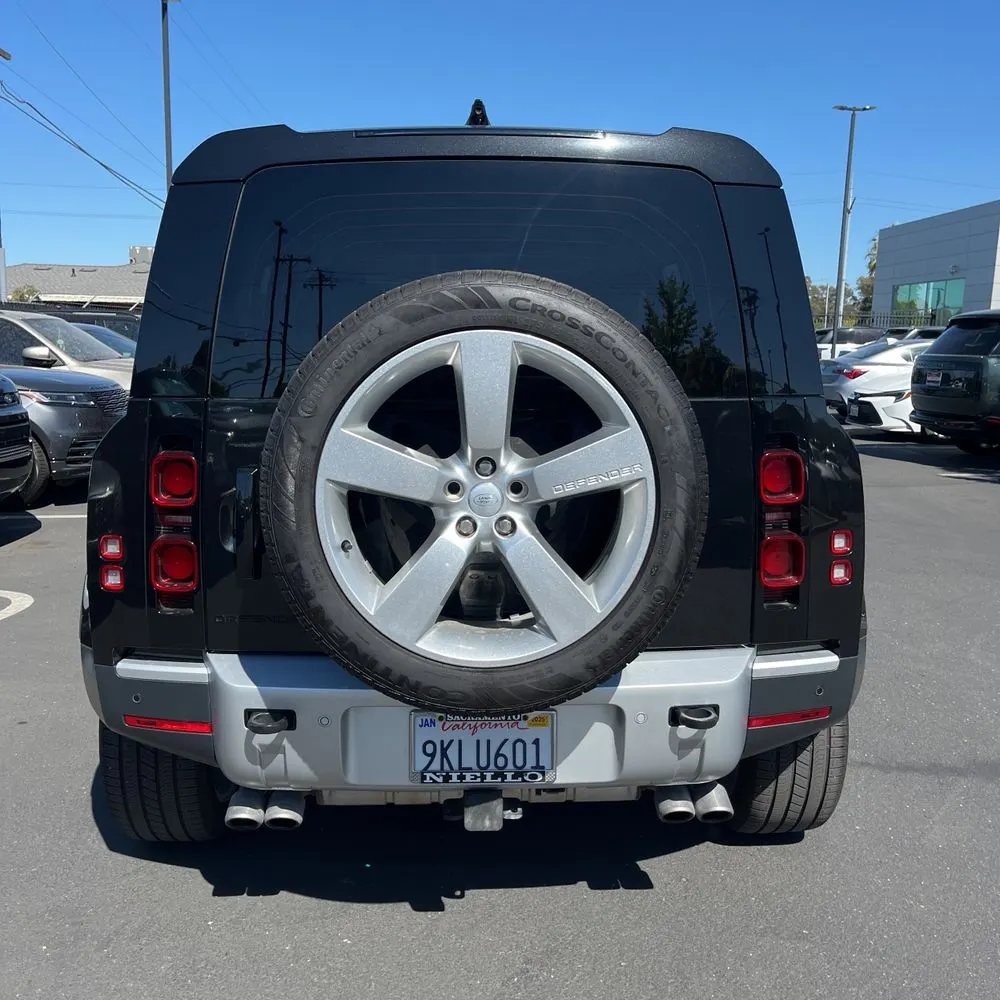 2024 Land Rover Defender 110 V8 P500 SE