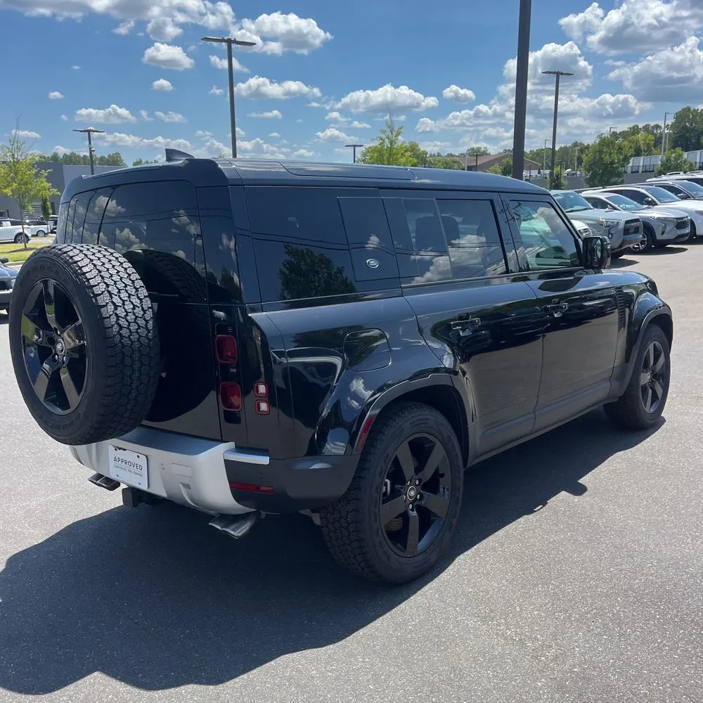 2024 Land Rover Defender 110 V8 P500 SE