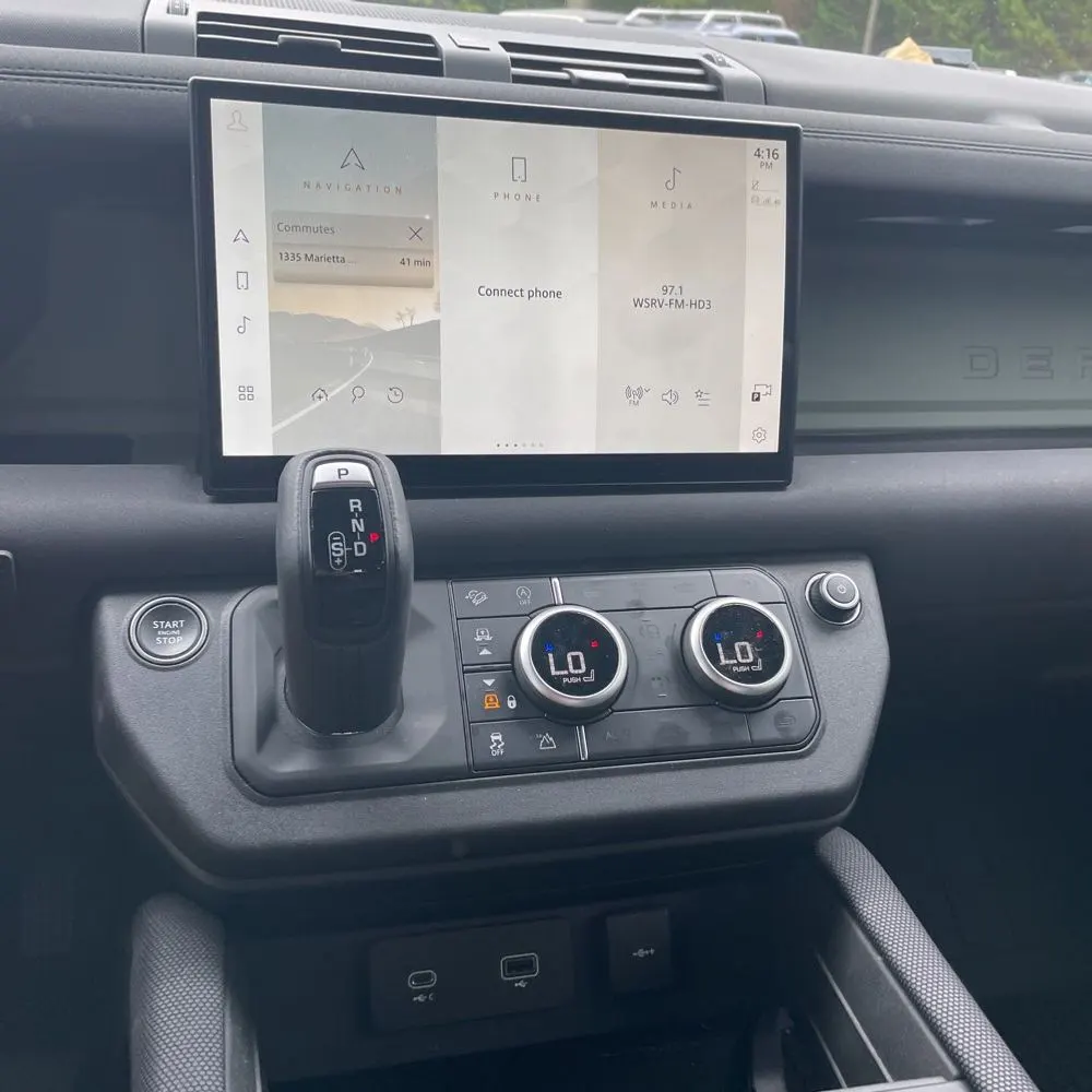 2023 Land Rover Defender 110 Standard