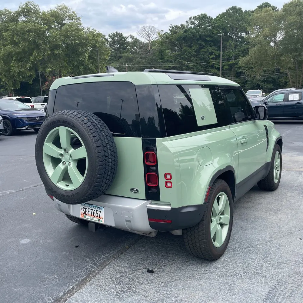 2023 Land Rover Defender 110 Standard