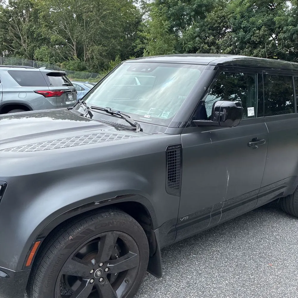 2023 Land Rover Defender 110 Carpathian Ed V8