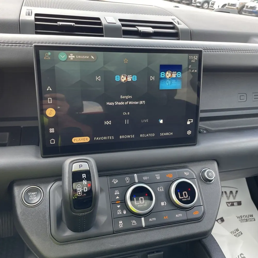 2024 Land Rover Defender 130 Outbound P400