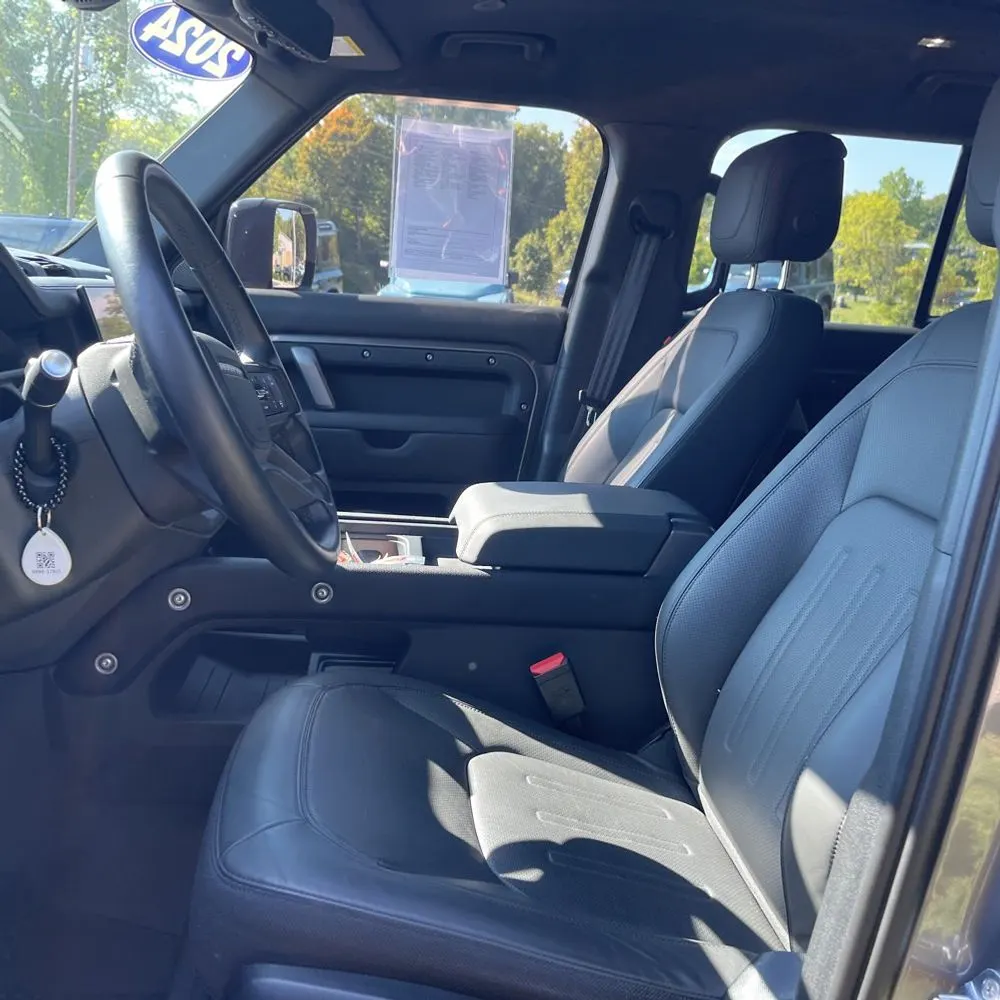2024 Land Rover Defender 110 P400 X