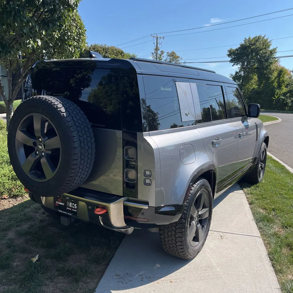 2024 Land Rover Defender 110 P400 X