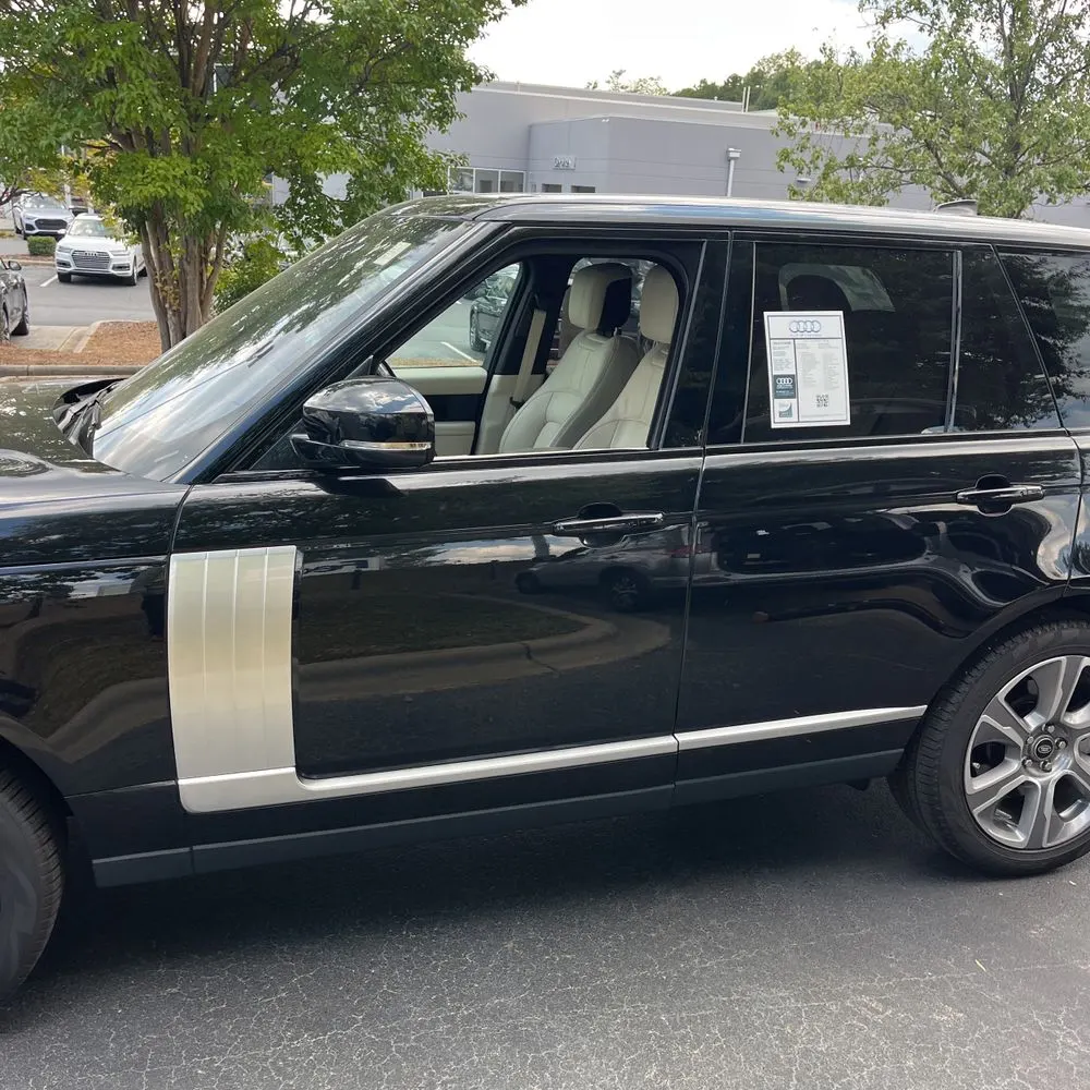 2022 Land Rover Range Rover P525 HSE Westminster Edition