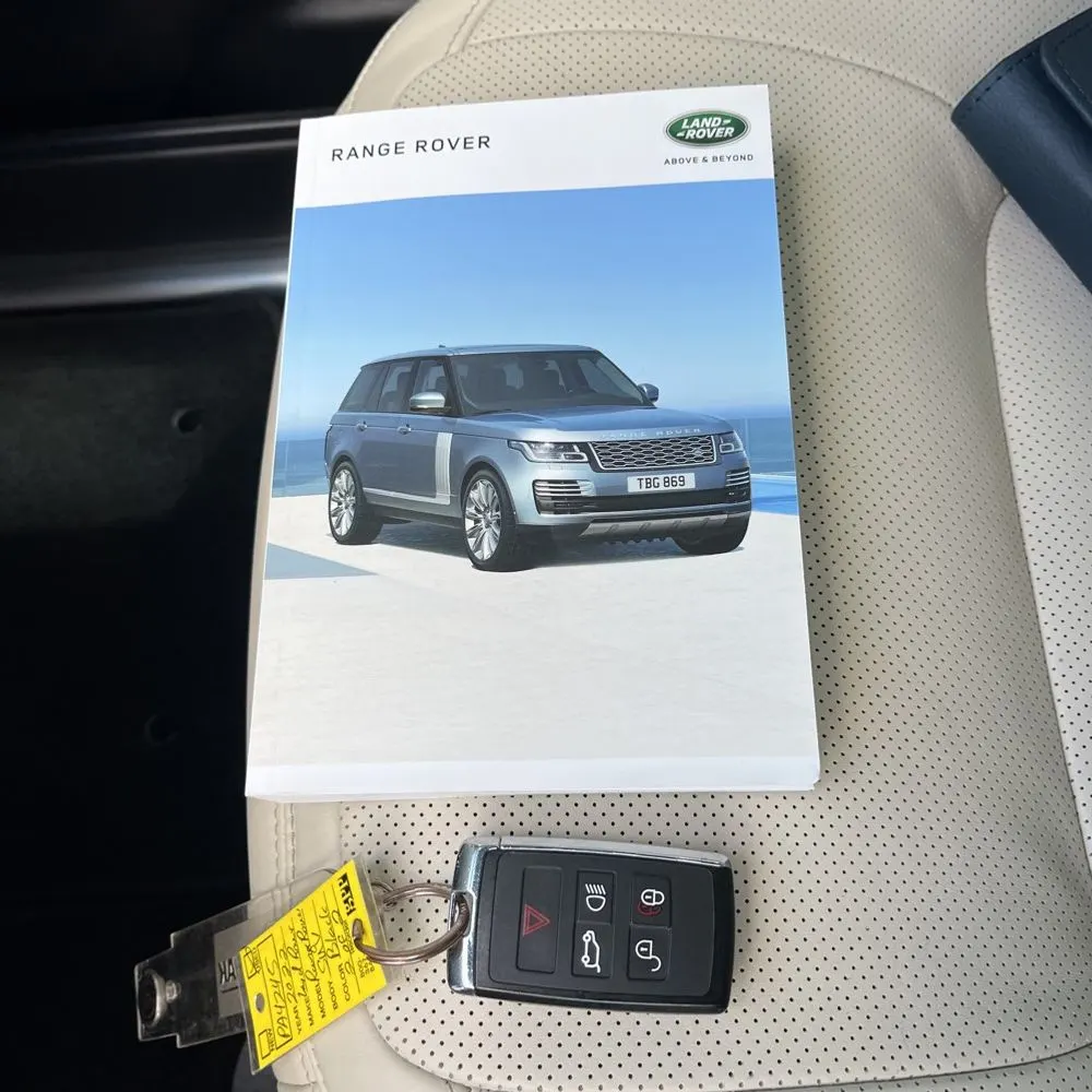 2022 Land Rover Range Rover P525 HSE Westminster Edition