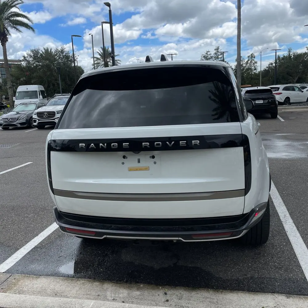 2025 Land Rover Range Rover Autobiography P530
