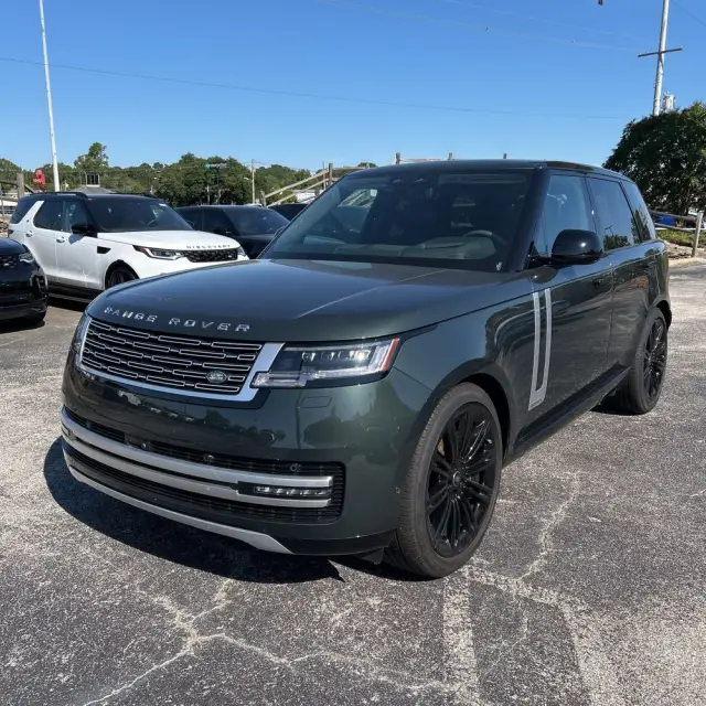 2025 Land Rover Range Rover Autobiography P530