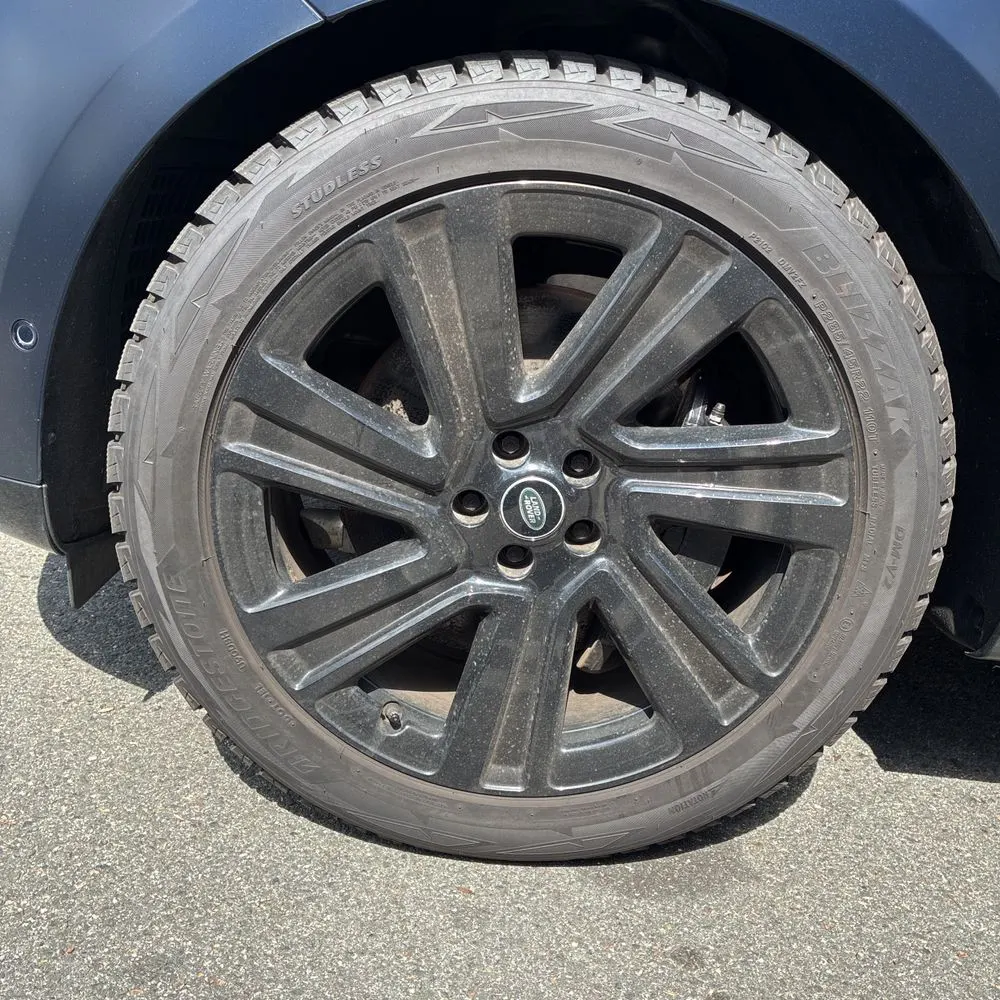 2023 Land Rover Range Rover P530 SE