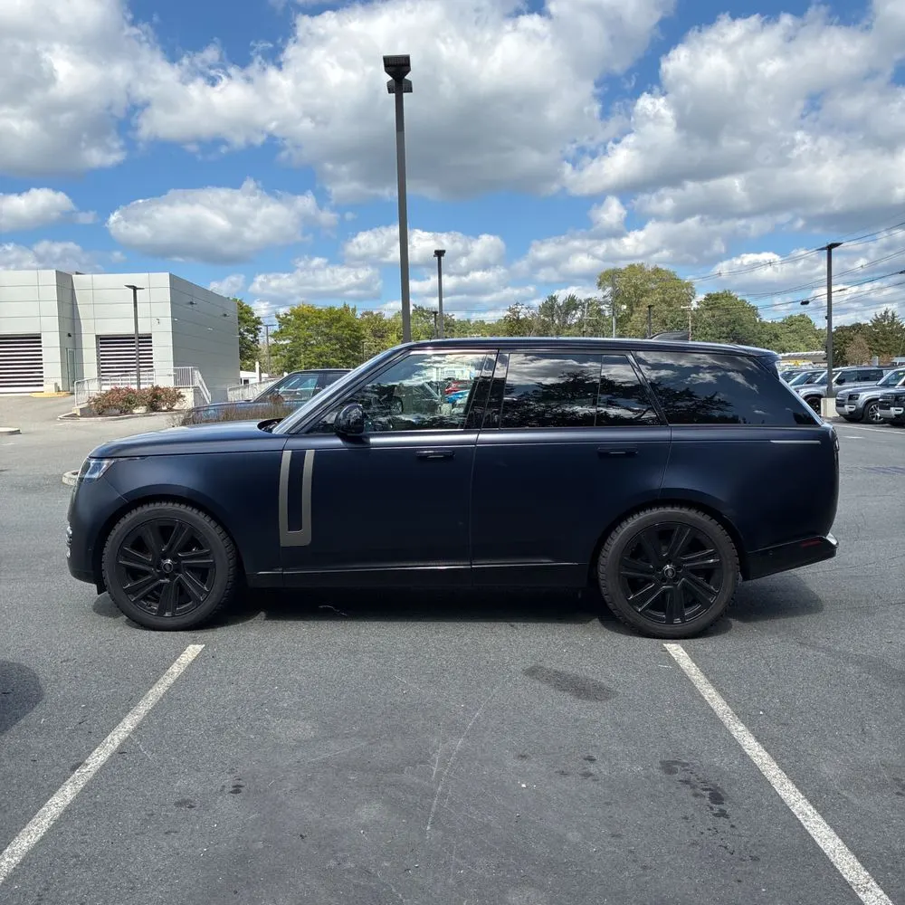 2023 Land Rover Range Rover P530 SE