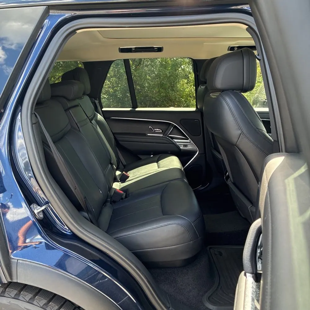 2023 Land Rover Range Rover P530 SE