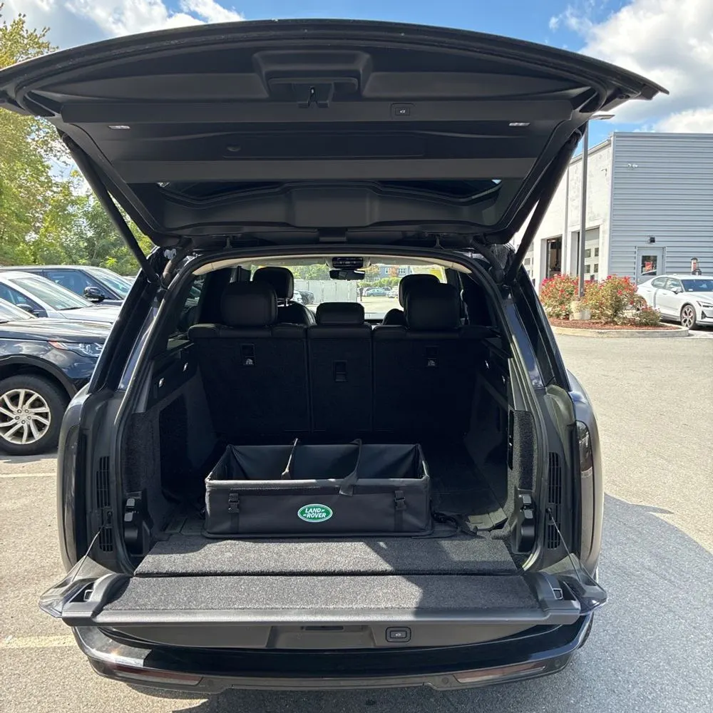 2023 Land Rover Range Rover P530 SE