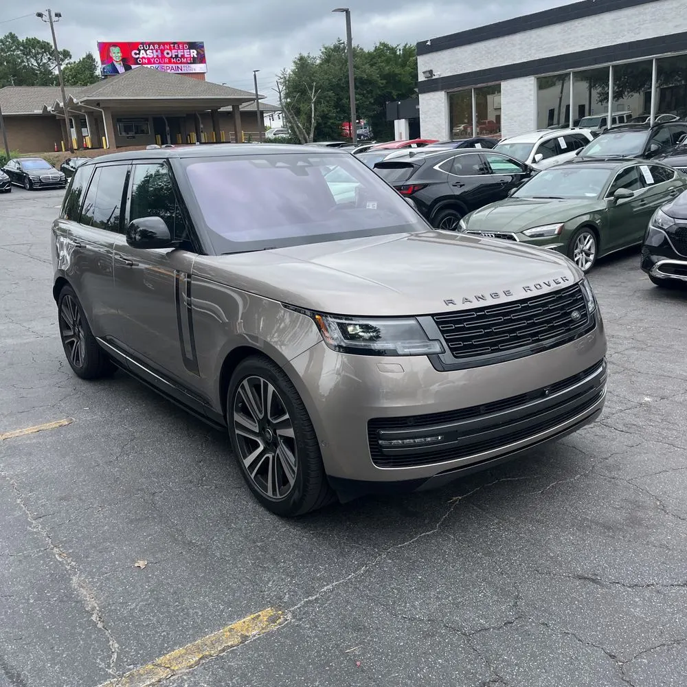 2023 Land Rover Range Rover SE
