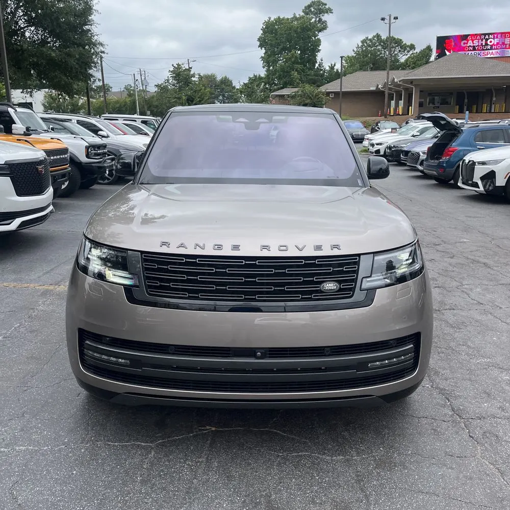 2023 Land Rover Range Rover SE