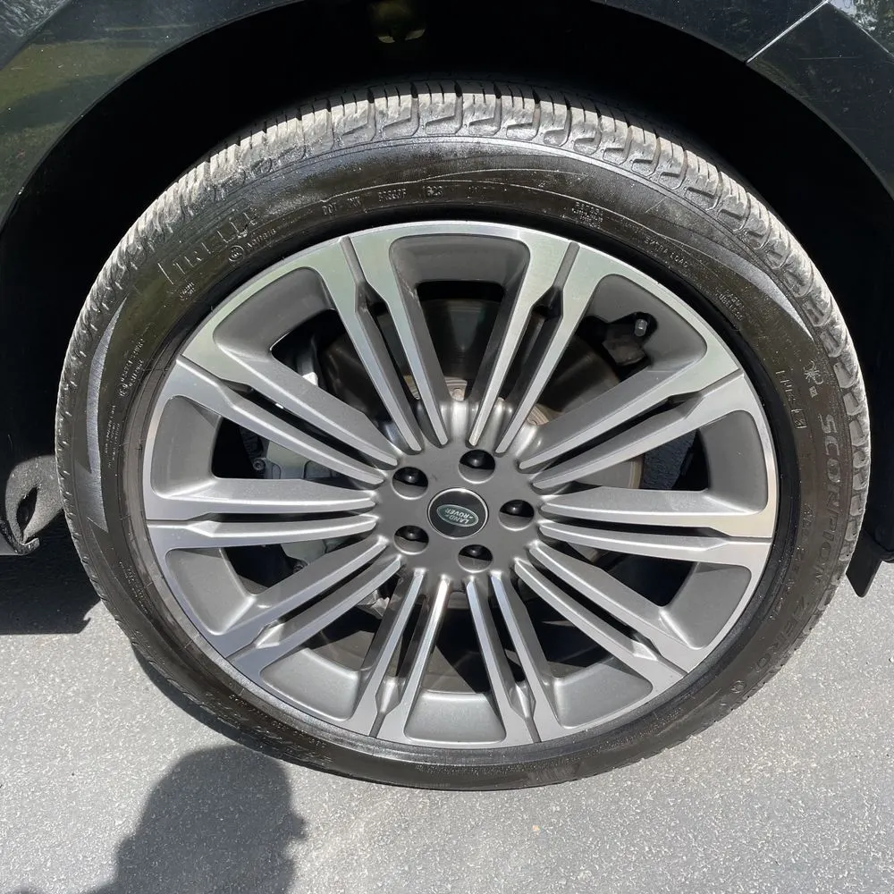 2023 Land Rover Range Rover SE