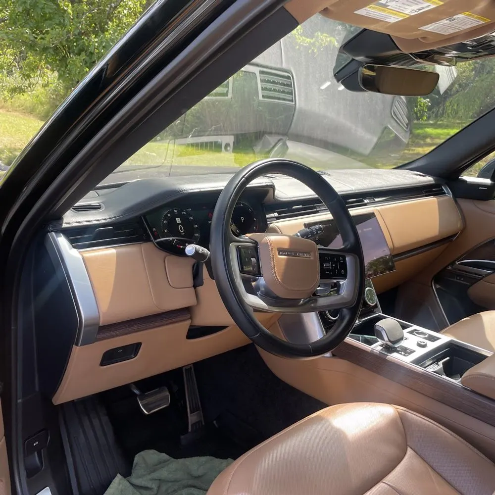 2023 Land Rover Range Rover SE